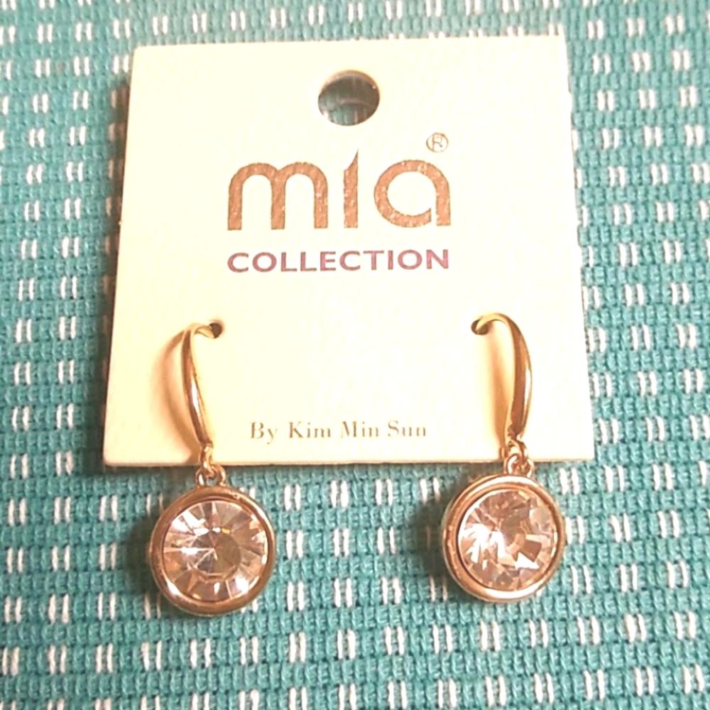 😻 3 For $15 Clear Bling Gemstone Gold Dangles